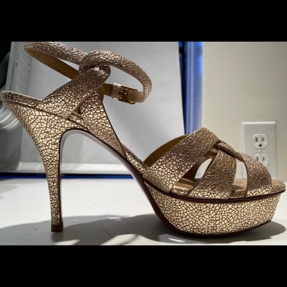 Platform Sandals - Picture 5 of 6